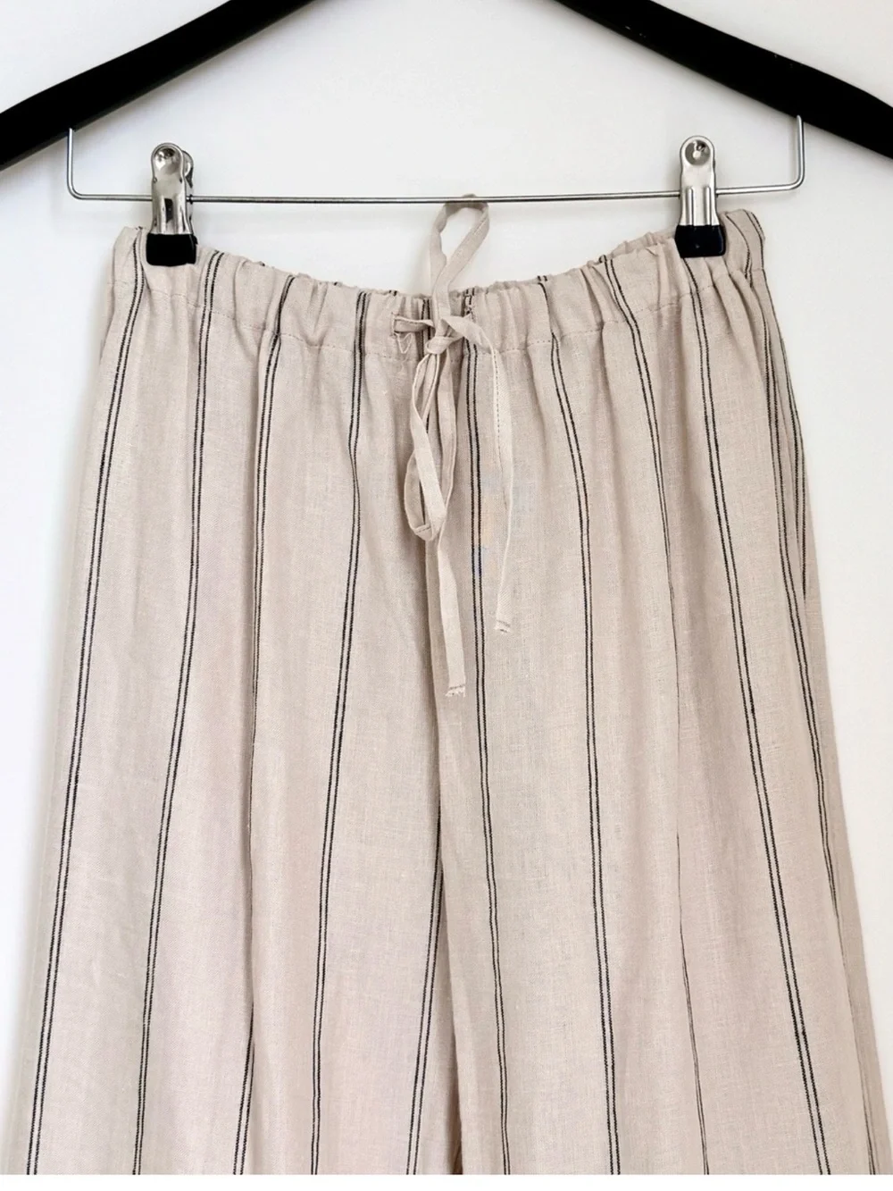 NWOT Reformation Relaxed Olina Striped Linen Pants in Oatmeal & Black | XS